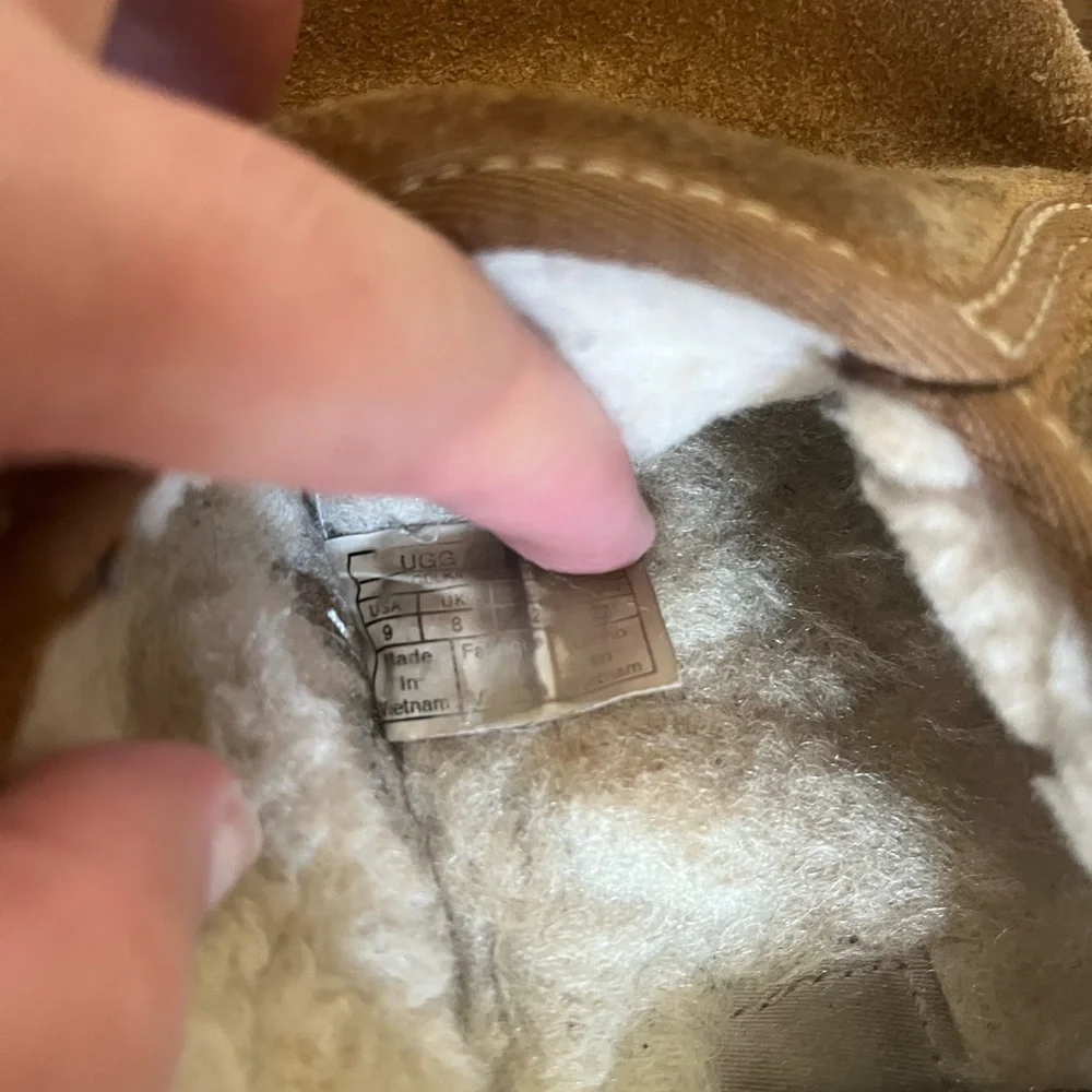UGG Kenton Slipper Fleece Lined Stay Warm Athleisure Sz 9